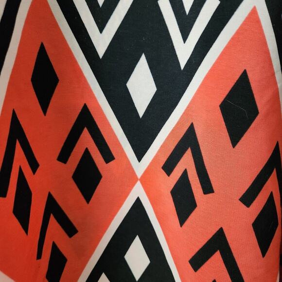 Moa Moa Chevron Geometric Black Cream Coral Top Size Medium - Picture 4 of 6